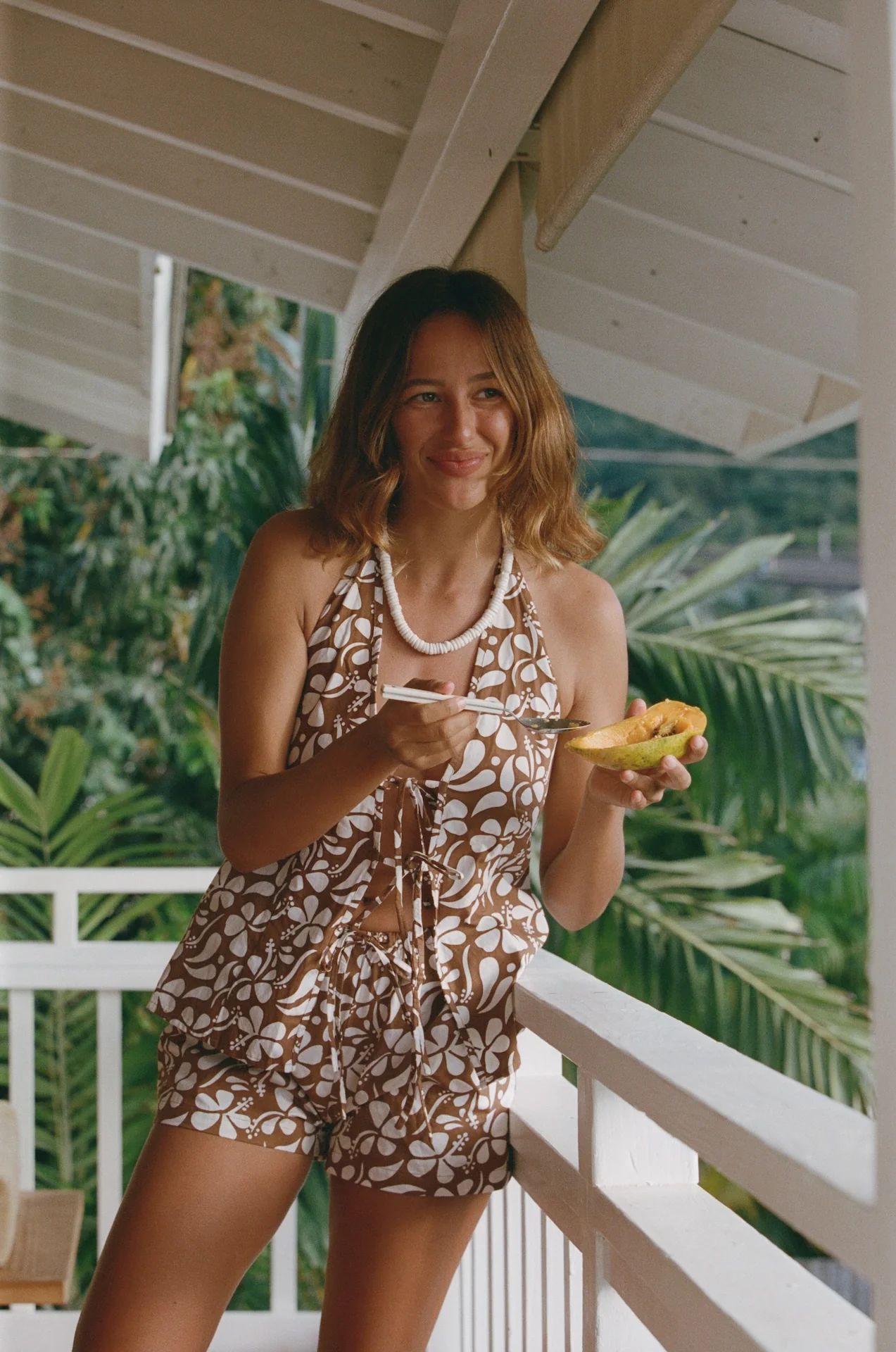 Hula Short - Lei Brown - Image 3